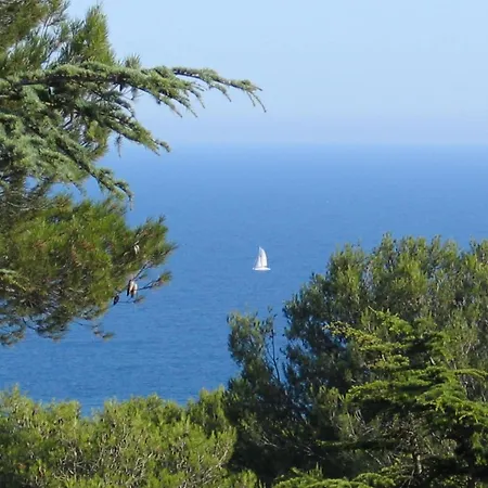 Cottage In France With Airy Terrace Casa vacanze *